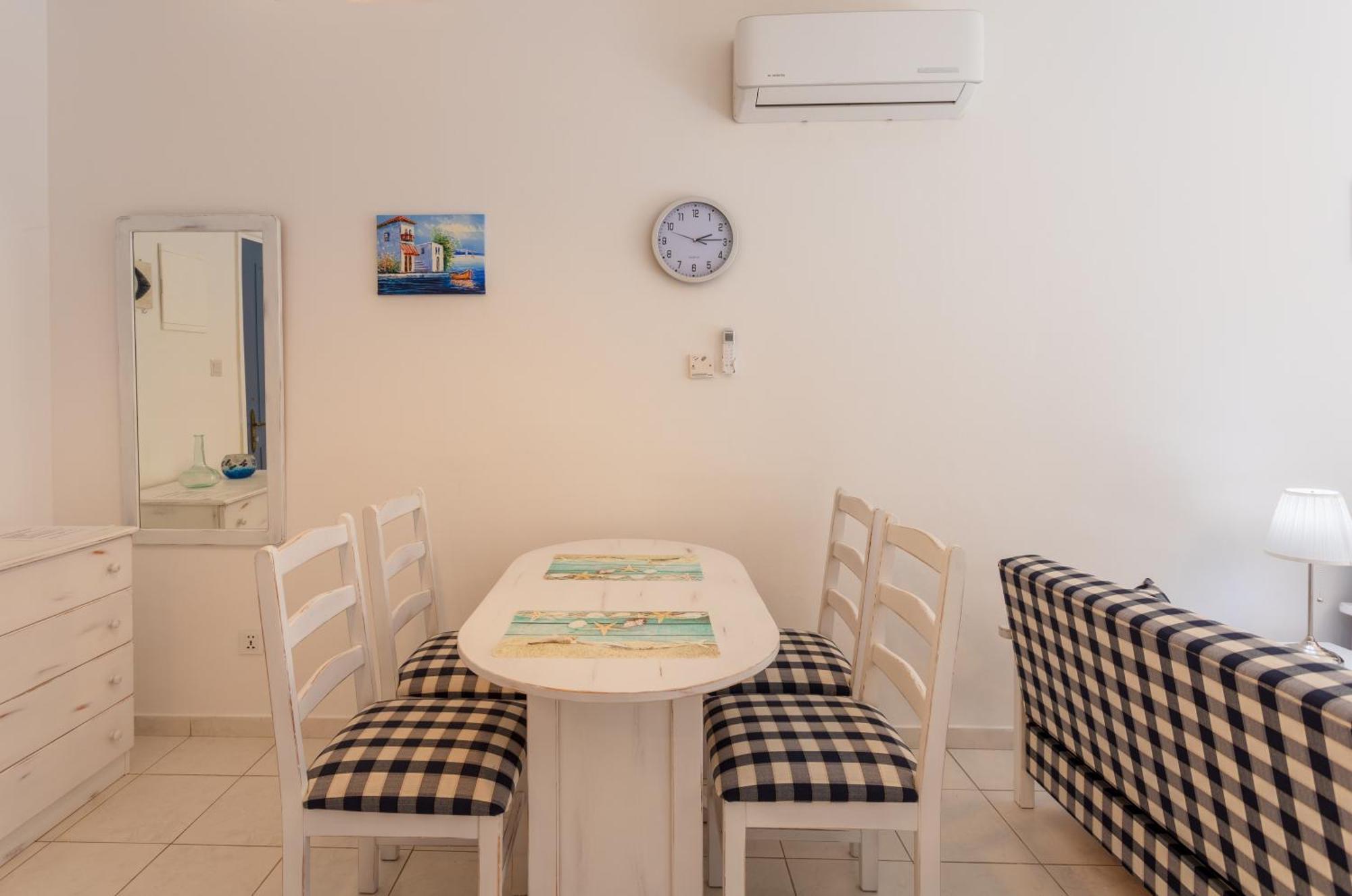 Regina Gardens Lovely Apartment パ フォス エクステリア 写真