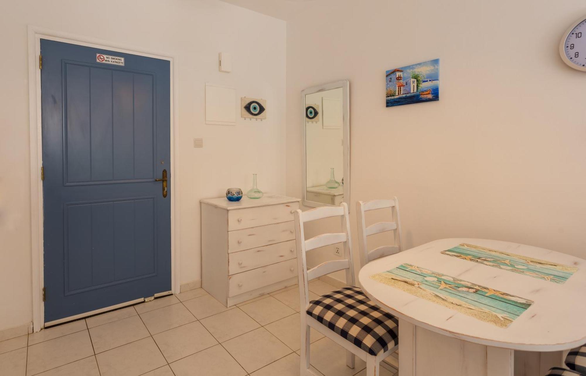 Regina Gardens Lovely Apartment パ フォス エクステリア 写真