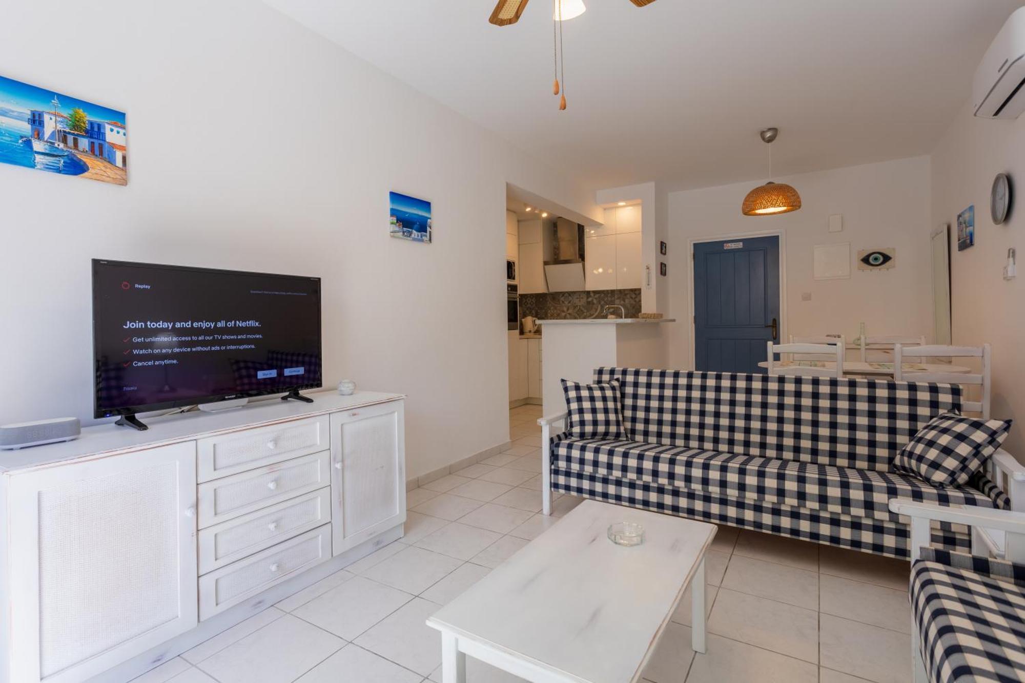 Regina Gardens Lovely Apartment パ フォス エクステリア 写真