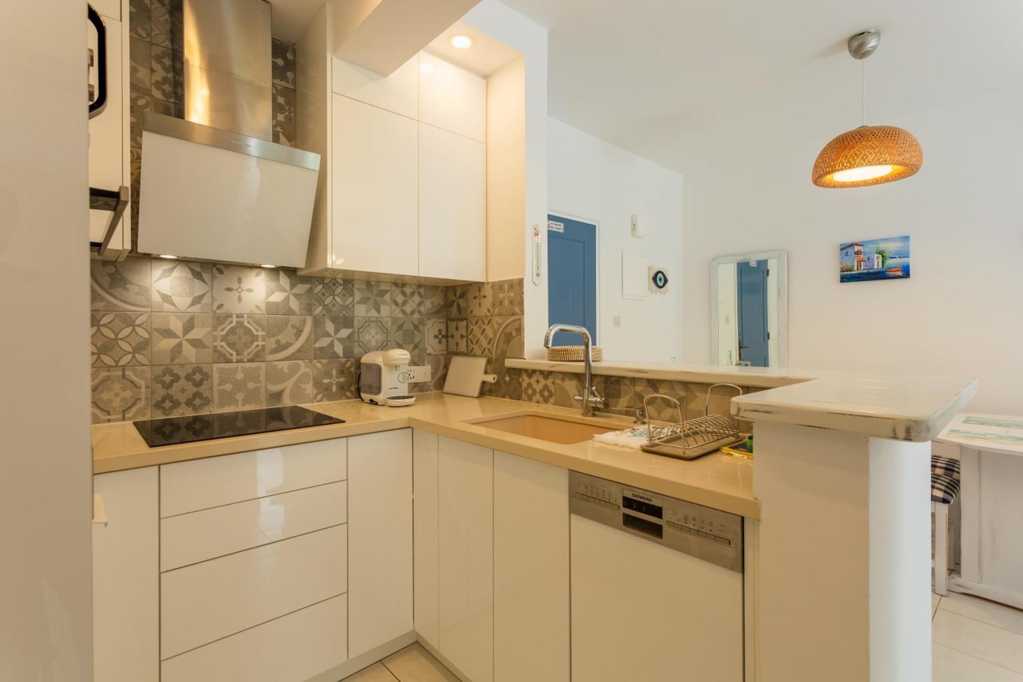 Regina Gardens Lovely Apartment パ フォス エクステリア 写真