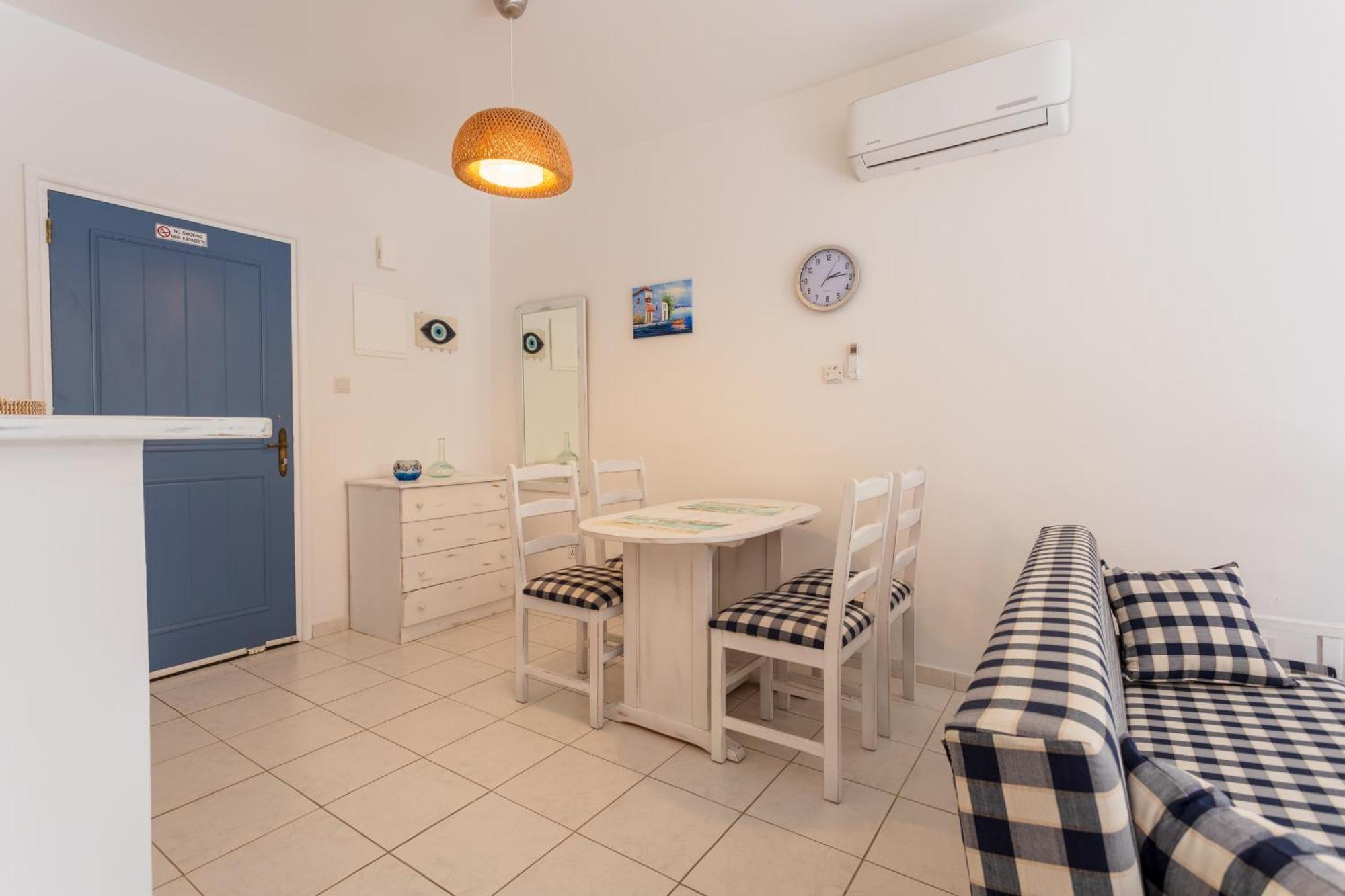 Regina Gardens Lovely Apartment パ フォス エクステリア 写真
